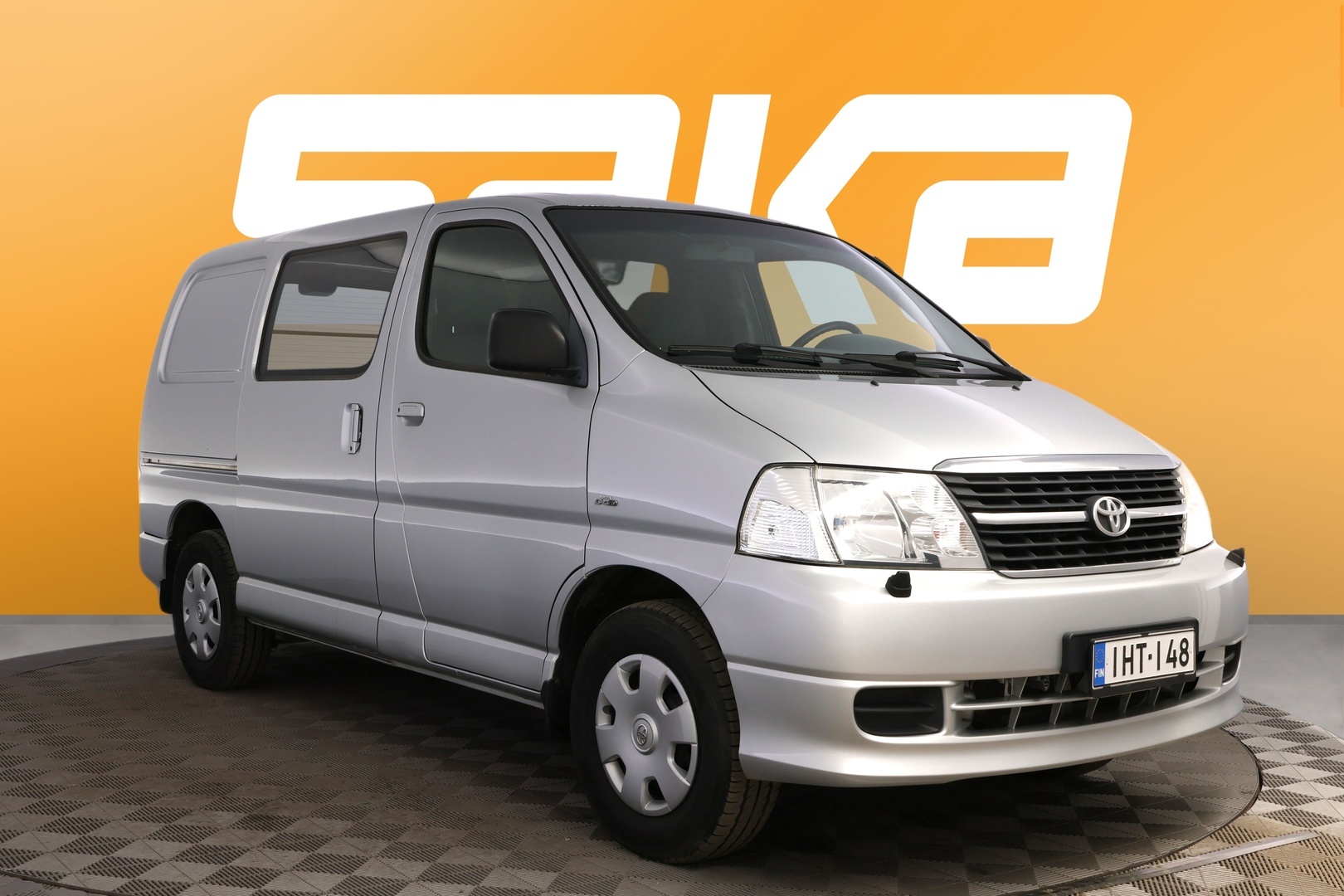 Toyota Hiace 2,5 D-4D 95 4ov