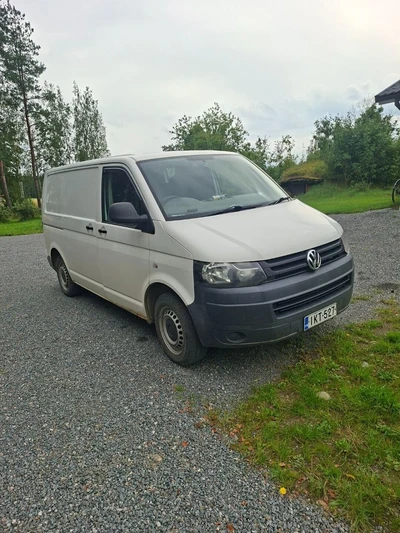 Volkswagen Transporter Ohjaus oikealla 2012, photo 1/7