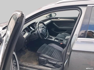 Volkswagen Passat 2015, kuva 4/5