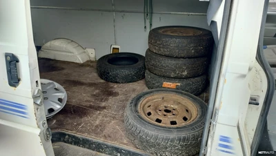 Volkswagen Transporter 1994, photo 7/13