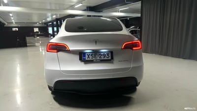 Tesla Model Y 2022, kuva 4/10