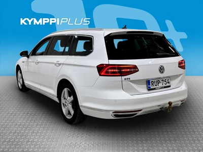 Volkswagen Passat 2018, photo 6/35