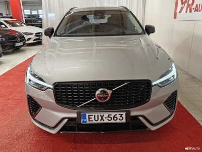 Volvo XC60 2023, photo 3/35