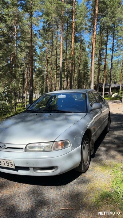 Mazda 626 1993, photo 1/2