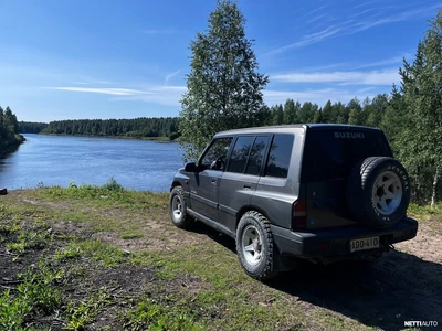 Suzuki Vitara 1995, photo 3/3