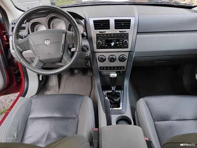 Dodge Avenger 2007, photo 2/7