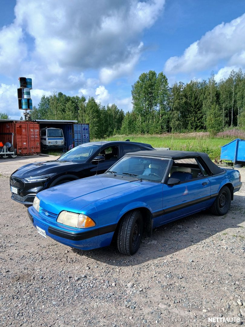 Ford Mustang 1988, photo 6/7