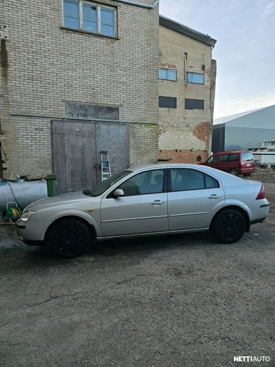 Ford Mondeo 2003, photo 5/10