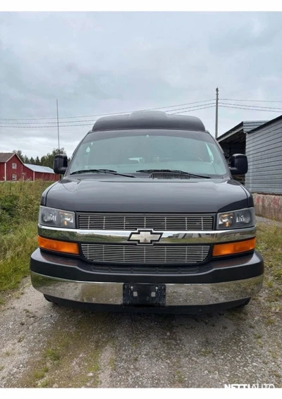 Chevrolet Express EXPLORER VAN 2004, photo 2/15