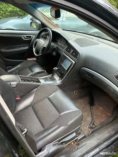 Volvo V70 2005, kuva 4/8