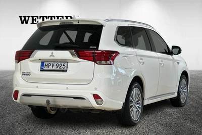 Mitsubishi Outlander PHEV 2020, kuva 3/10
