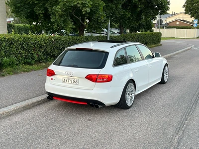 Audi S4 2009, kuva 3/4