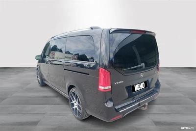 Mercedes-Benz V 2017, photo 3/23