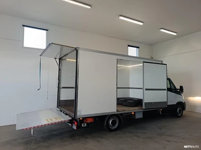Iveco Daily 35S18 3.0 AUTOMAATTI 2019, kuva 2/26