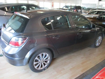 Opel Astra 2009, kuva 8/8