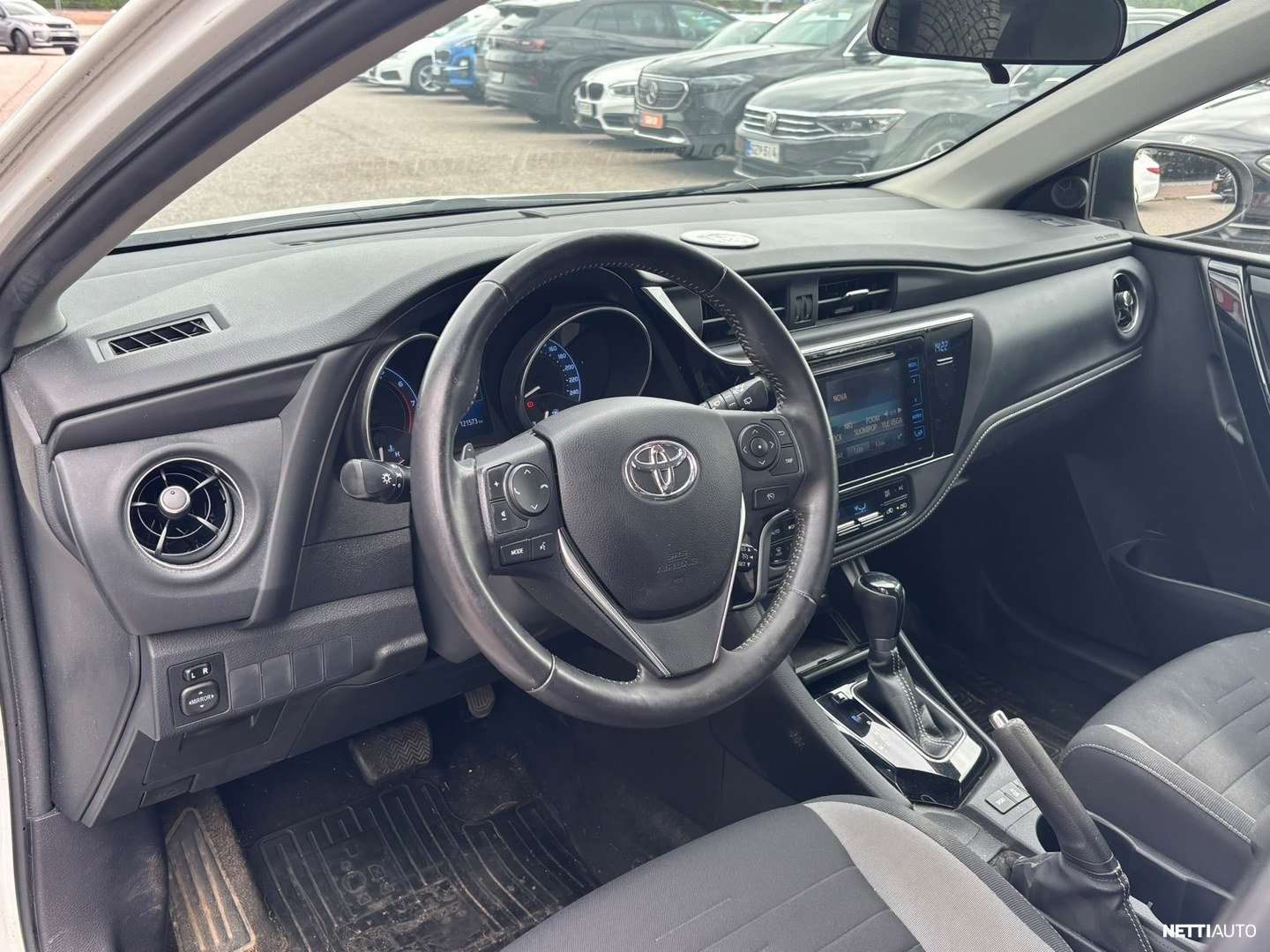Toyota Auris 2016, kuva 5/8