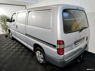 Toyota Hiace 2002, photo 4/15