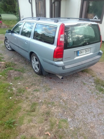 Volvo V70 2002, kuva 4/7