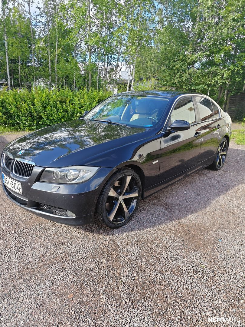 BMW 330