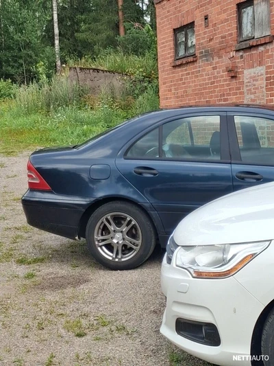 Mercedes-Benz C 220 2003, photo 7/13
