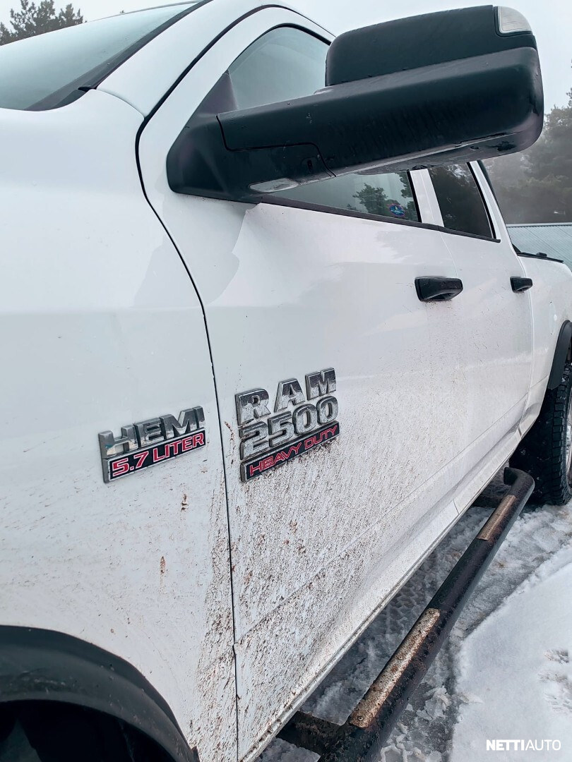 Dodge Ram 2500 2013, photo 6/16