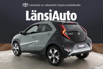 Toyota Aygo X 1.5 Hybrid 116 Pulse 2026, photo 7/53