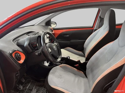 Toyota Aygo 1,0 VVT-i x-cite 5ov 2014, photo 4/5