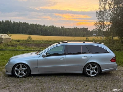 Mercedes-Benz E E 550 AMG-Styling 5.5l 2007, kuva 2/15