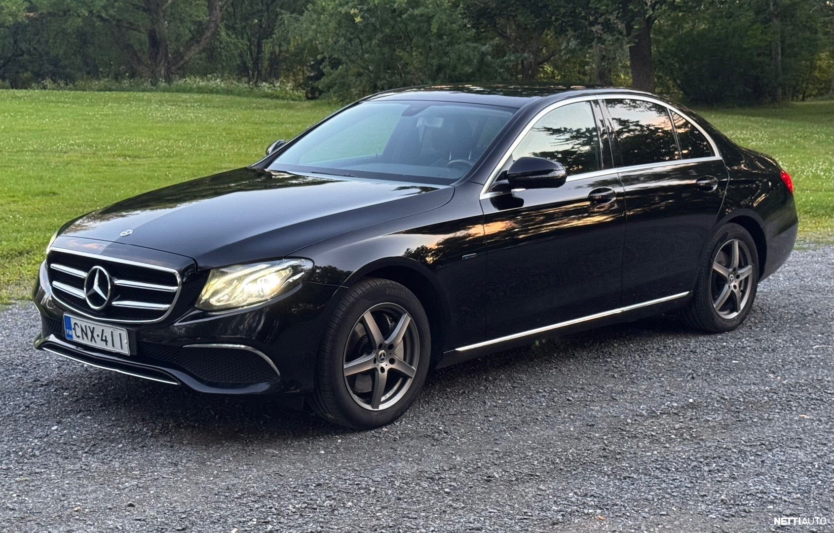 Mercedes-Benz E