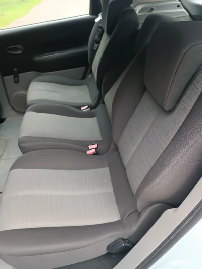 Renault Megane Renault Scenik 2004, kuva 7/7