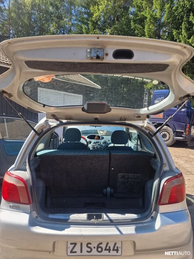 Toyota Yaris 2000, photo 4/6