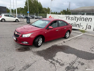 Chevrolet Cruze 4-ov LS 1,6 83kW MT5 2010, kuva 2/11
