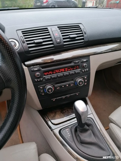 BMW 135 2008, photo 6/7