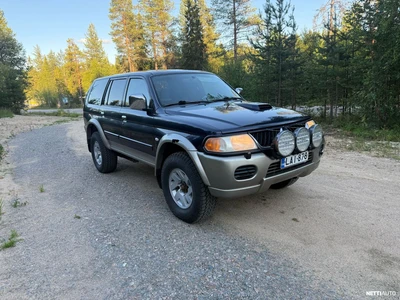 Mitsubishi Pajero Sport 2004, kuva 2/9