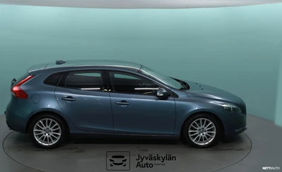 Volvo V40 T2 Business 2013, photo 6/22