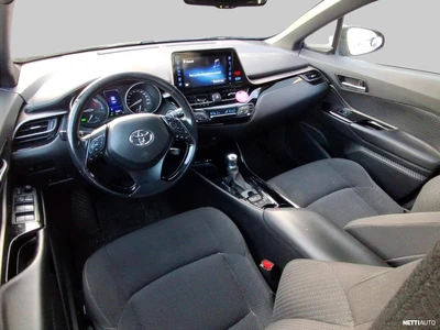 Toyota C-HR 1,8 Hybrid Active 2019, kuva 4/5