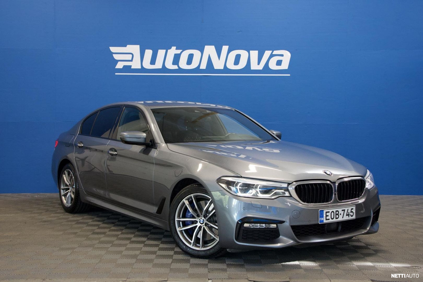 BMW 530