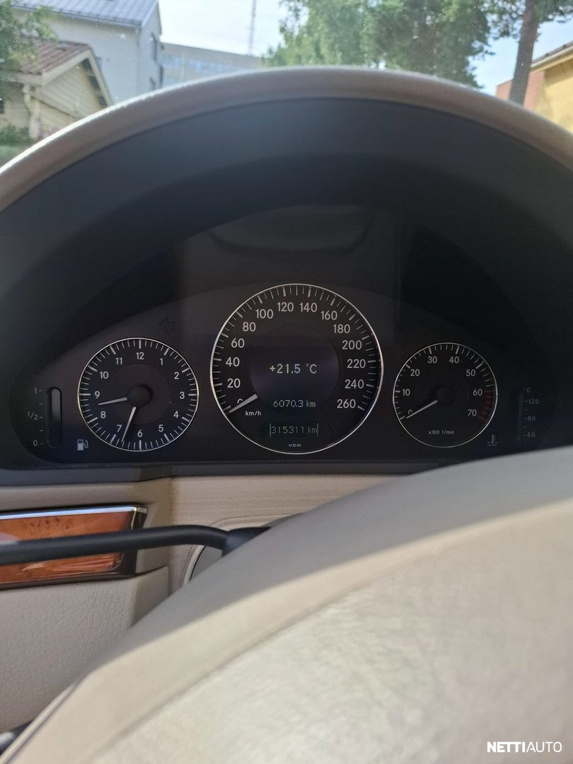 Mercedes-Benz E 320 2003, kuva 7/16