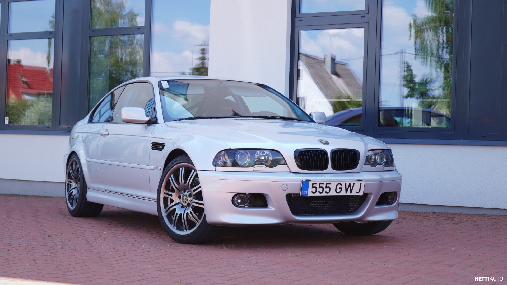 BMW 323