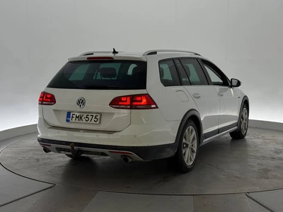 Volkswagen Golf 2017, photo 7/11
