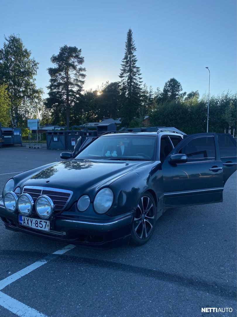 Mercedes-Benz E