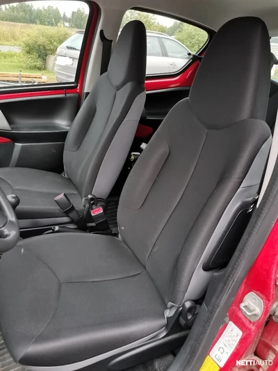Toyota Aygo 1,0 VVT-i Active 5ov 2014, kuva 7/13