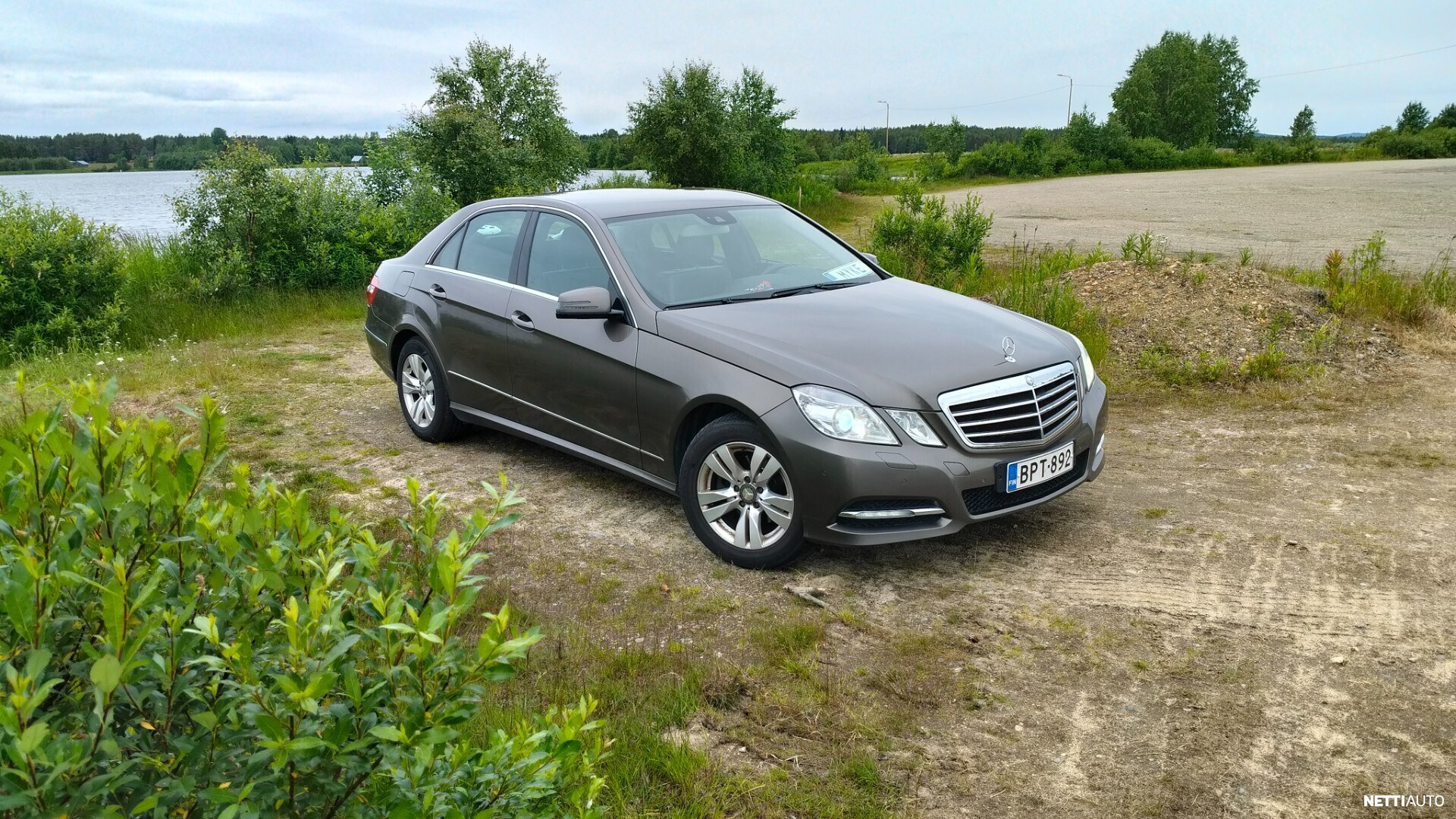 Mercedes-Benz E