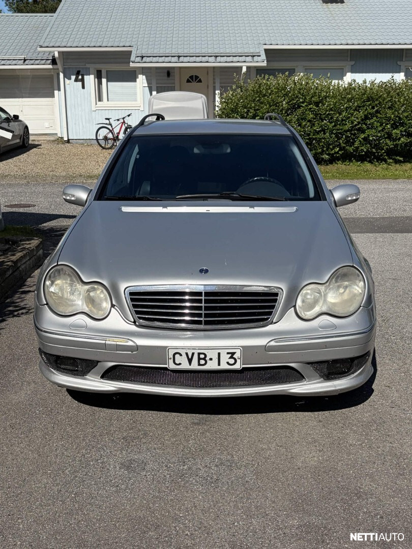 Mercedes-Benz C 32 AMG