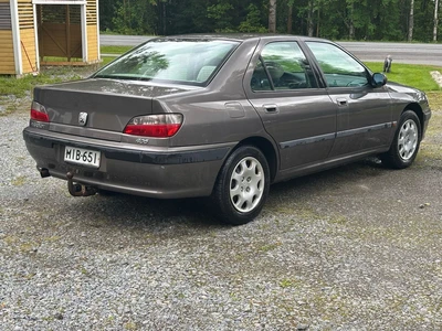 Peugeot 406 SR 2.0 1997, photo 4/15