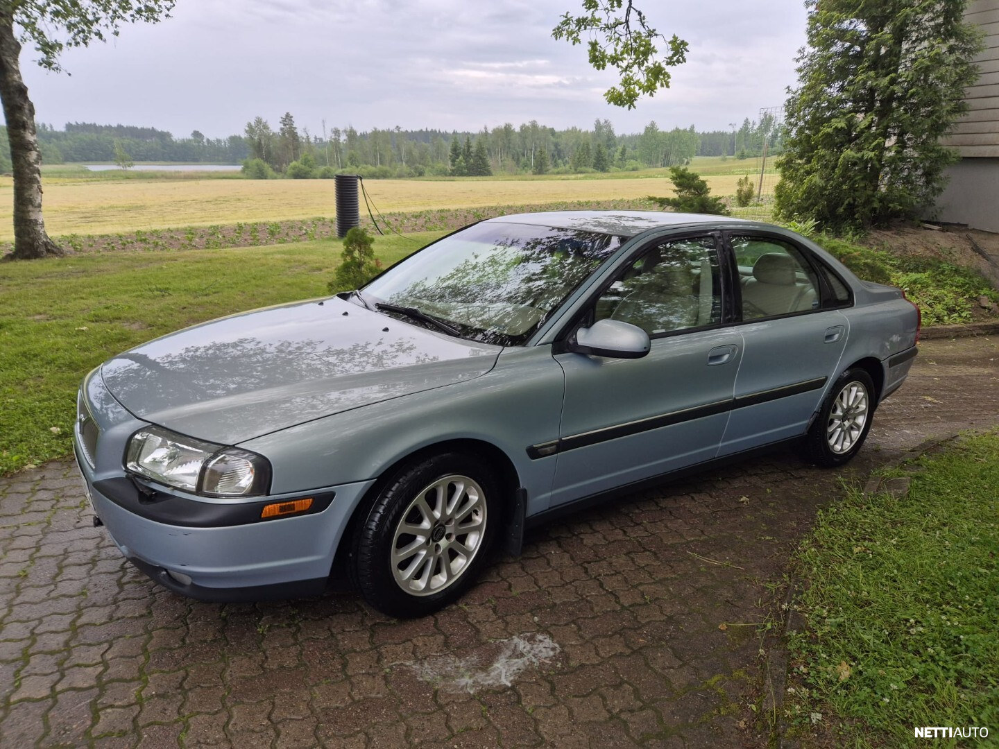 Volvo S80