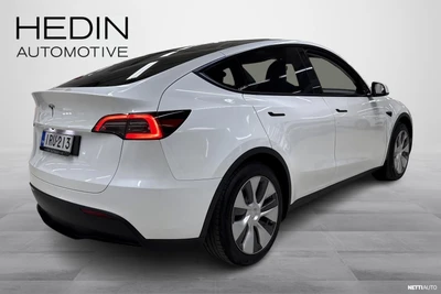 Tesla Model Y Long Range 2024, kuva 3/29