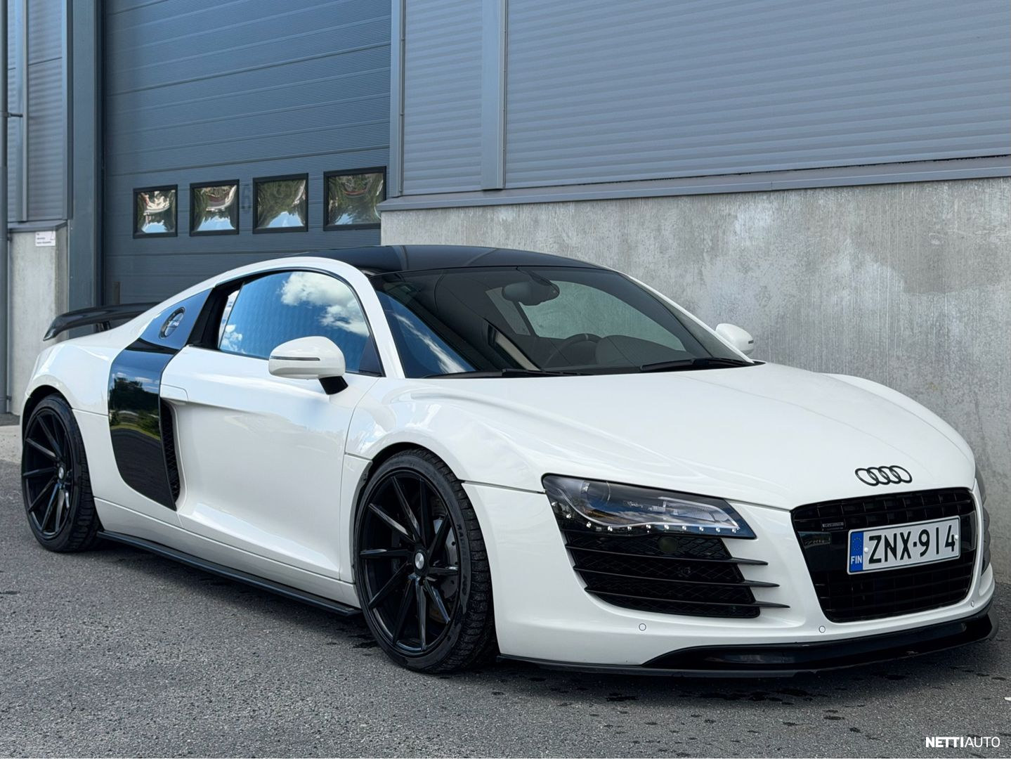 Audi R8