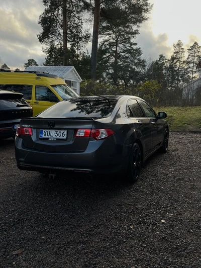 Honda Accord 4D DSL 2,2 i-DTEC Executive 2009, kuva 2/12