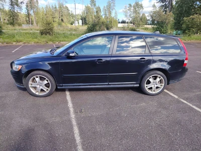 Volvo V50 T5 AWD, 220hv automaatti. 2007, photo 3/11
